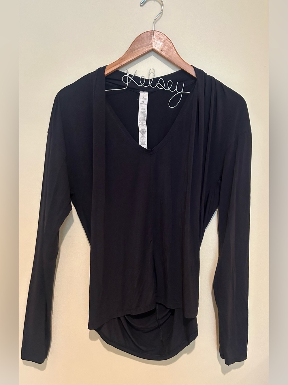 lululemon Black Long Sleeve V-Neck Draped Back Modal Yoga Top Size 6